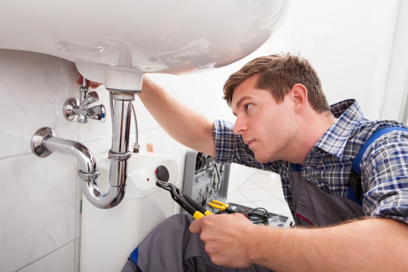 24/7 emergency plumber in Brixton